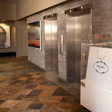 Hotel Arts YYC Екстериор снимка